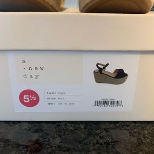 Navy platform sandals